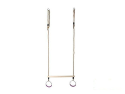 Trapez gimnastyczny z okrągłymi obręczami