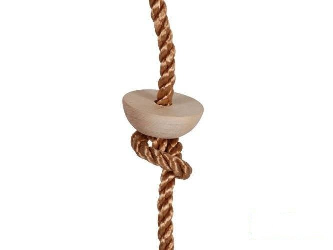 Lina wspinaczkowa z drewnianymi węzłami